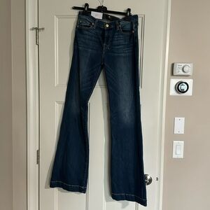 Sevens Dojo Jeans, NEW with tags. Were $179.00US, selling for $125.00CA. Size 28
